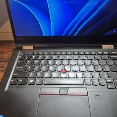 Lenovo ThinkPad X390 Yoga i5 / 8GB / 256GB SSD / Touchscreen