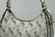 Coach shoulder bag / new