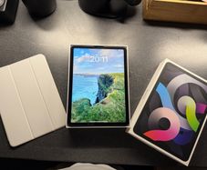 Apple iPad Air (4th Gen) 64GB Wi-Fi - Space Grey