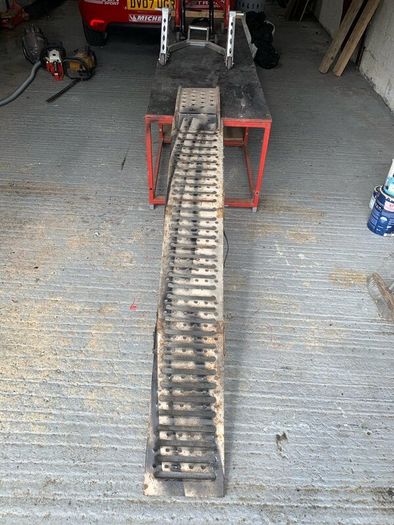 Motorcycle work bench loading ramp 3 padduch stand