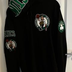 Official Boston Celtics hoodie size L