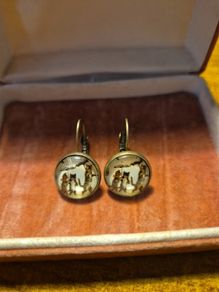 Vintage cats with umbrellas earrings