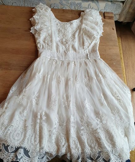 New with Tags M&S Beautiful Dress / Communion/ Flower Girl / Special Occassion Dress