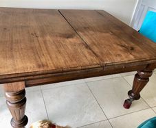 antique mahogany dining table