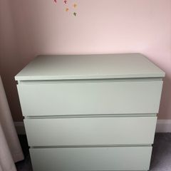 3 drawer chest of drawers