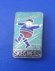 BUTLINS SKEGNESS 1963 (holiday camp, Lincolnshire) - resident camper's enamel badge