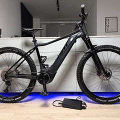 GIANT Fathom E+ 2 PRO Electric Hardtail Mountain Bike (EMTB)