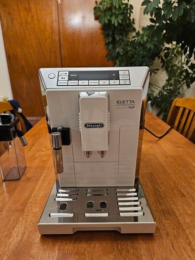 De'Longhi Eletta Cappuccino TOP Premium Coffee Machine