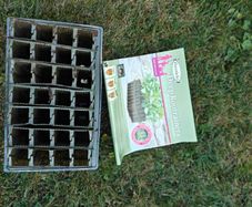 Plant pots and Root trainers