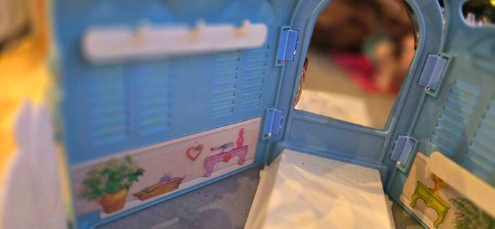 Pretty Parlour 1982 Complete (no box) with Peachy and Twinkles the Cat MLP G1 My Little Pony Accessories Playset