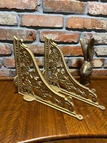 shelf bracket's