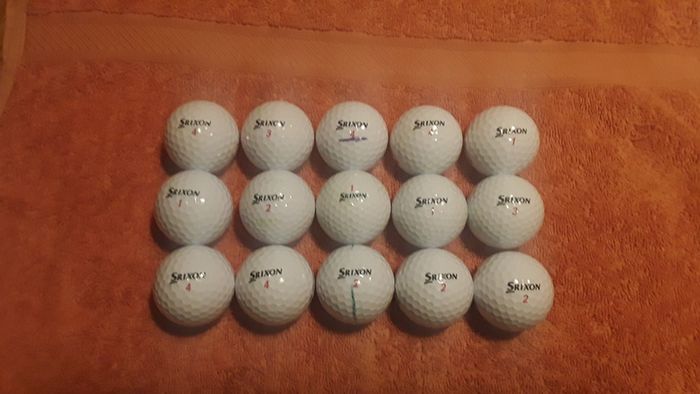 15 Srixon Distance Golf balls