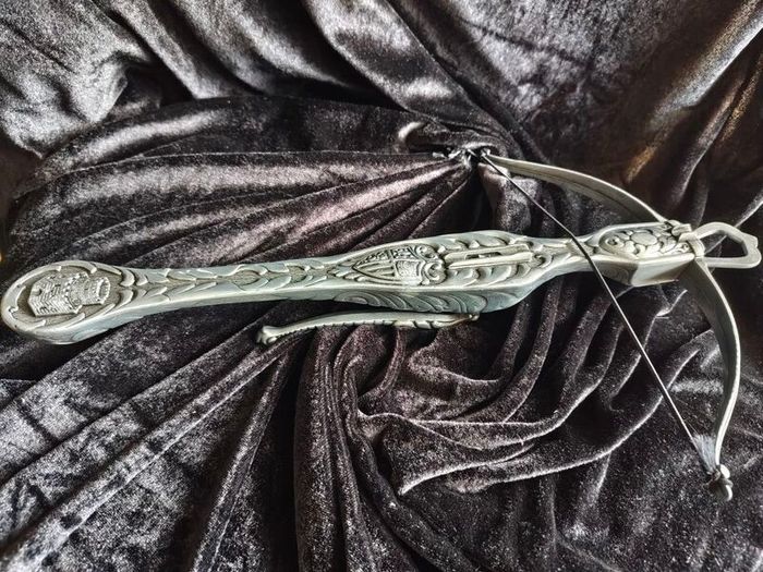 Replica - Decorative metal crossbow