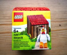 Lego Iconic Easter Minifigure Chicken Suit Guy