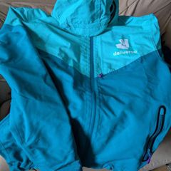 deliveroo reflective jacket small size