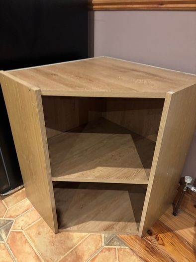 Chestnut kitchen and Doors wall & base units