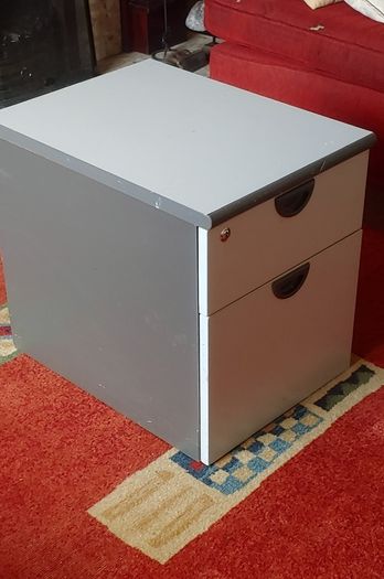 Filing Cabinet with key