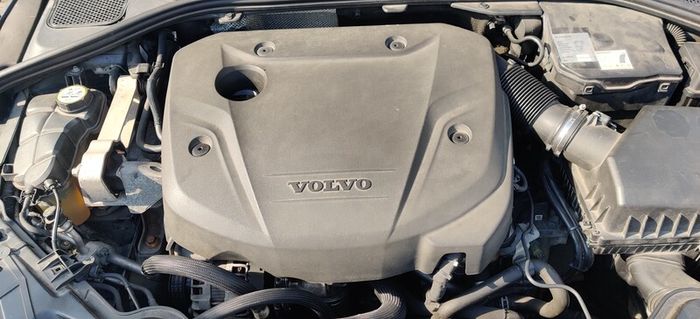 2015 Volvo V60/S60 Engine Cover 1969 Diesel 31368883