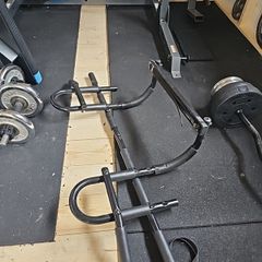 pullup bar