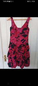 Ladies Monsoon VNeck Cocktail Dress Size 8