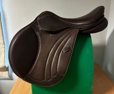 Pessoa GP Saddle 17 medium