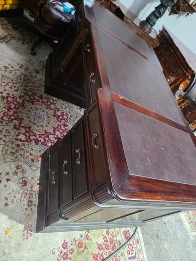 large partners desk