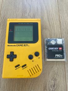 Perfect Xmas Gift Nintendo Gameboy Classic DMG-001 Yellow + FlashCard 4GB all games