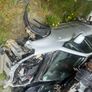 cars breaking Image 6