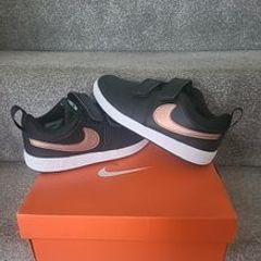 New Nike trainers size 11uk
