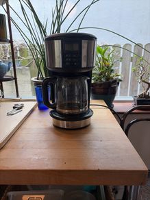 Russell Hobbs Buckingham Filter Coffee Maker in Stainless Steel (Model 20680)