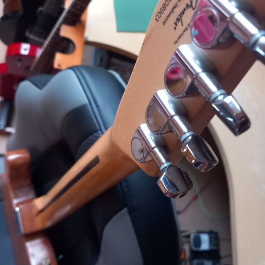 Guitars For Sale.. FINAL Drop!