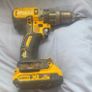 dewalt dcd796 combo drill Image 2