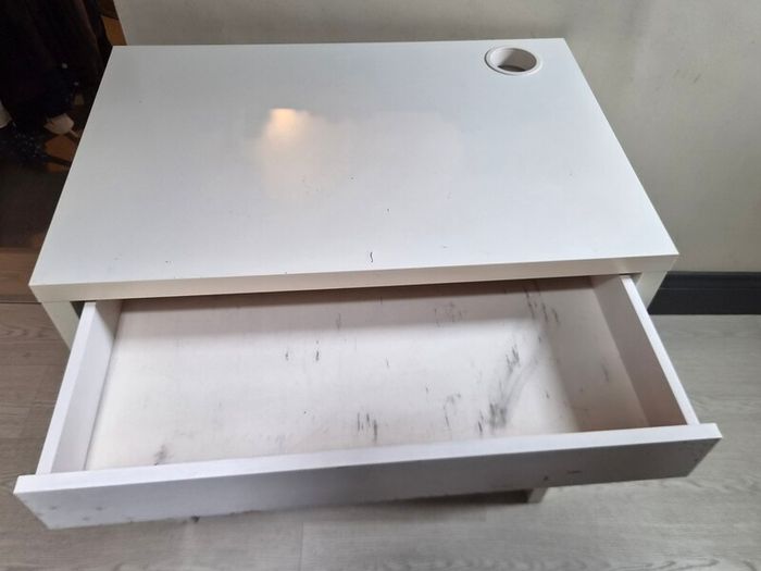 Ikea Micke desk