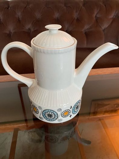 Vintage Kathie Winkle Renaissance Coffee Pot Staffordshire Ironstone England