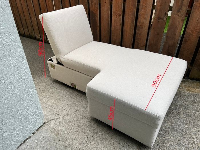 left chaise longue of sofa bed
