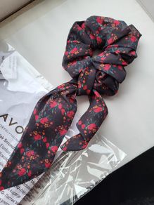 AVON Scrunchie with tail, black in red flowers,  NEW