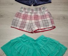 3 girls shorts size 4-5 years
