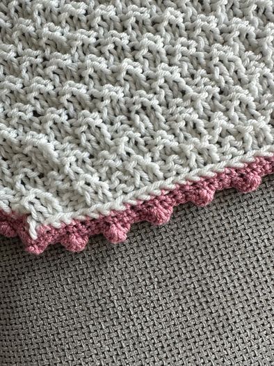 knitting  baby  blanket