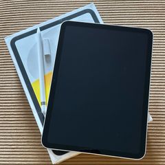 iPad 10th Generation 64 GB / Negotiable
