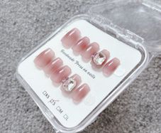 False nails
