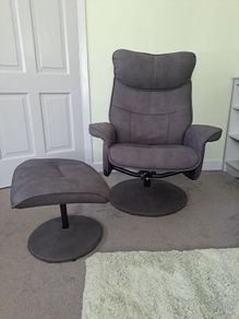 Recliner swivel armchair