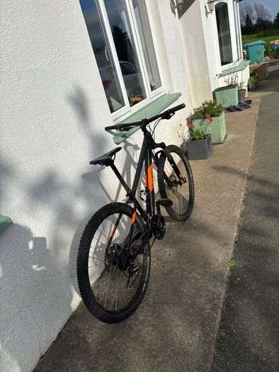 cube mountain bike