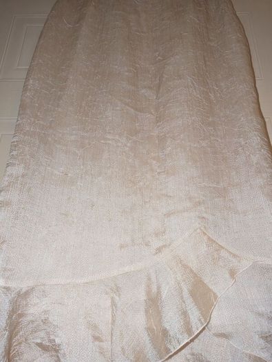 stunning ivory midi skirt from Libra.