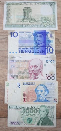 Vintage banknotes from around the world (10 each)