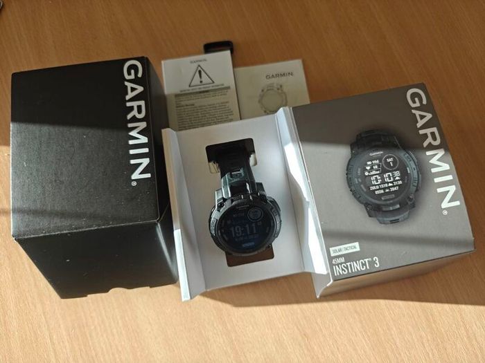 Garmin Instinct 3 Solar Tactical Edition 45mm black model.
