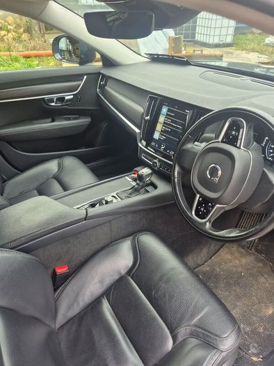 Volvo V90  cross country 2.0l D5 engine AWD
