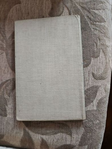 Constructive Democracy. Two Lectures Delivery At University College London Im December 1942 By John Macmurray. First Edition Hardback In Good Condition. See Photos For Same.