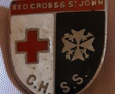 militaria two item's, also 4  shoulder pip's