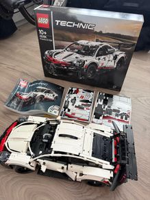 Lego Porsche 911 RSR not stickered