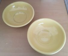 Large Fiestaware Bowls Yellow (2)